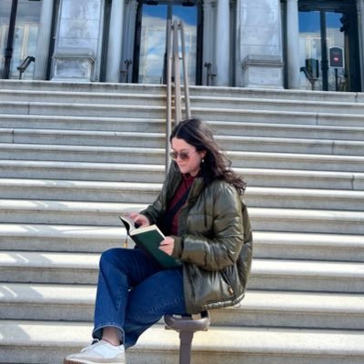 Producer @CNN. Formerly @NewsHour. @MUJschool alum. Arizona raised, and probably freezing. Reach me at shoshana.dubnow@cnn.com 📝