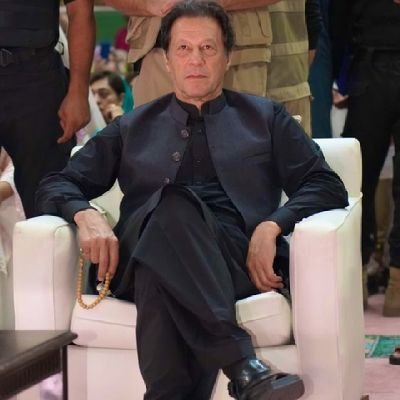 میں عمران خان کی سب سے بڑی پرستار  ہوں میں اسے پاکستان کا وزیراعظم دیکھنا چاہتی ہوں۔❤️✌️
إِيَّاكَ نَعْبُدُ وَإِيَّاكَ نَسْتَعِين