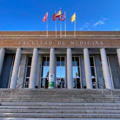 Cuenta oficial de la Facultad de Medicina de @unicomplutense. Compartimos noticias e información de nuestra Facultad. En Instagram: @facultadmedicinaucm