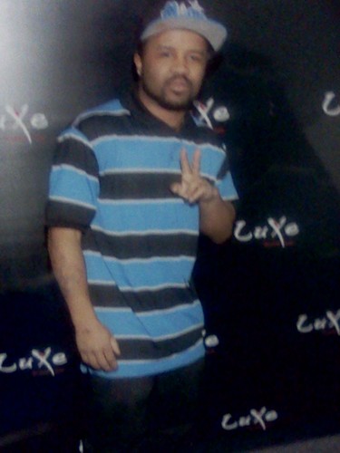 IM JUZ A YUNG HOOD NIGGA DA STREETZ RAISED ME