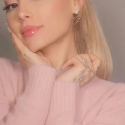 pinkwitchzo Profile Picture