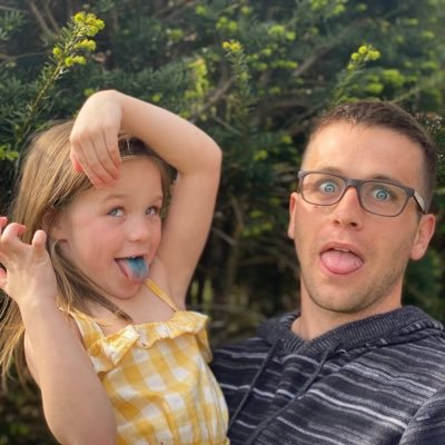 CritStender_'s profile picture. Geologist