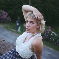 Bess Atwell (@bessatwell) 's Twitter Profile