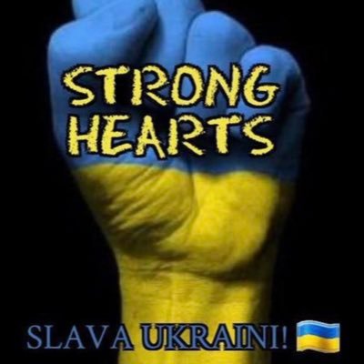 ходити босоніж при місячному світлі.  Я не маю іншого дому, тому мушу захищати рідну славу України.slava Ukraine🇺🇦🇺🇦