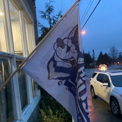 HHPodcast_34_17's profile picture. Three Jack Huskies doing a pod for our pods…pod. Find us on Apple, Spotify or any major podcast app. Opinions expressed are my own and not of my co-hosts.