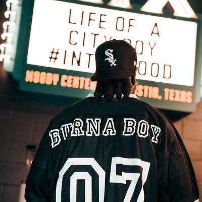 ChiweezzyEl's profile picture. Too broke to be sleeping 😴😴😴😴