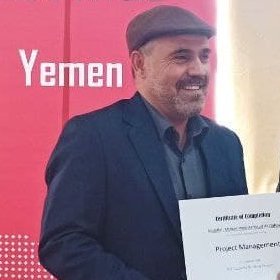 Abdullah_Qahoum's profile picture. يا ساقيَ المُرِّ يوماً سوف تَجْرعُه
كأساً بكأسٍ  وغَصاتٍ بغصاتِ
لا بارك  اللهُ فيمن  هَدَّ لي أملا
وأشعل النارَ في أسمى طموحاتي