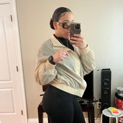 27•• N⚜LA🦞 •• IG: cassidey_doe0213 •• 4•30•18👼🏽JMMJr.
