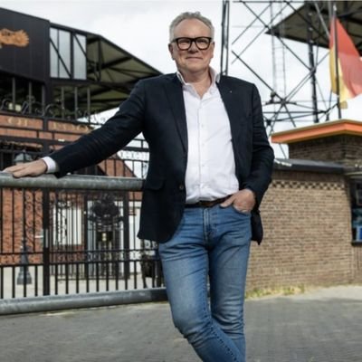 Strafpleiter te Deventer. Waarnemend Deken en Portefeuillehouder Strafrecht Raad vd Orde van Advocaten Overijssel. Tweets op persoonlijke titel.