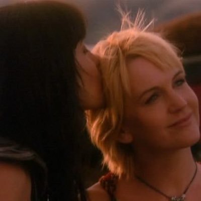 Xenasbitxh's profile picture. just here to be gay over Xena
