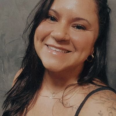 alecrimdocampo_'s profile picture. Quem sou? Até eu tô tentando descobrir...

Tô aqui pra reclamar do dia a dia e rir das desgraças alheias