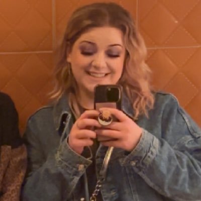 lilykittee Profile Picture