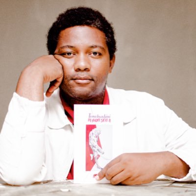Écrivain, éditeur, initiateur de @LAESH-RDC(La seule structure qui ne vends que les livres des Écrivains Congolais), chercheur en économie !
