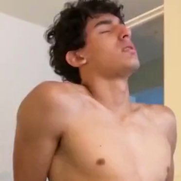 edward16301827's profile picture. hello!