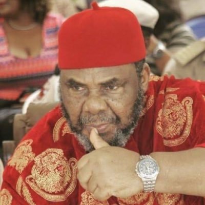 Br0D4_'s profile picture. Nadine chérie oh danse pour moi, ma jolie danse pour moi 🎶