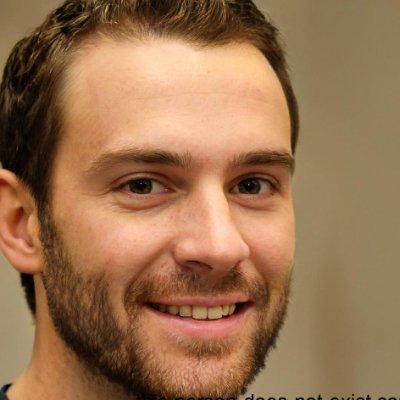 Lavidaedolce's profile picture. Look at us we're beautiful, all the people push and pull, but they'll never get inside, we've got too much to hide