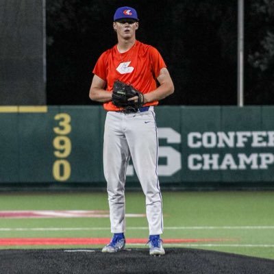 6’4 215 lbs Email- dylancapers9@gmail.com   RHP  Galveston College Baseball