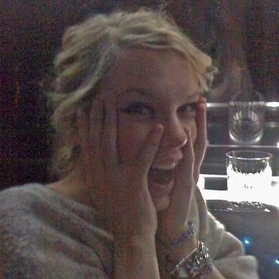 blondswft's profile picture. taylor swift, gracie abrams & palmeiras