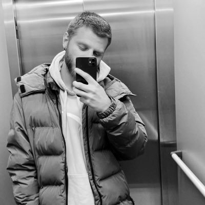 frksiksi's profile picture. Kao neki muzicar