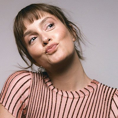 high quality gifs of leighton meester! do not repost without crediting, please ✨ fan account, not impersonating