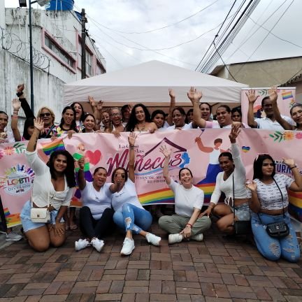 📌Somos un espacio comunitario para población LBGT, con enfasis en las mujeres Trans en Ecuador 🌈
@mariasolecita es nuestra directora🏳️⚧️