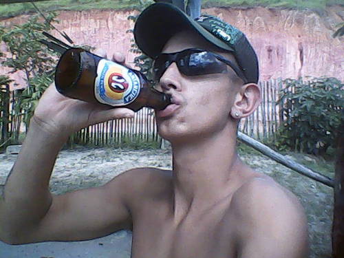 Um homem só merece o seu amor, quando você for prioridade na vida dele, não uma opção.