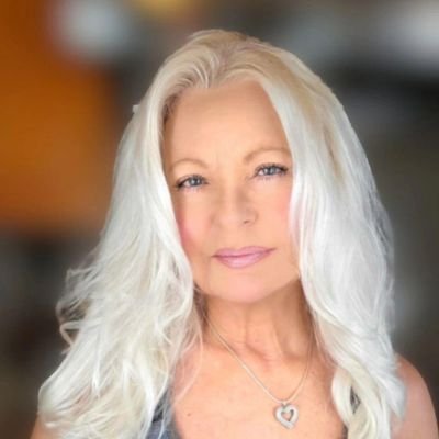 #sagaftra #actor #voicetalent #oncameraspokesperson #charactervoiceover #reporter #anchor #vo
Animal Lover!
NEVER GIVE UP Love Jesus/Family
IG: Lynnette Dolan