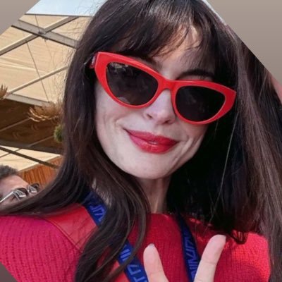 anne hathaway in sunglasses enthusiast