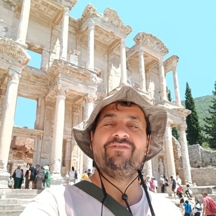 Ülkesel Profesyonel Turist Rehberi