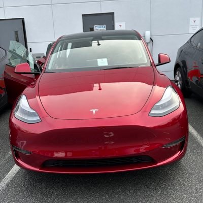 2023MY-RWD ultra red owner. Elon Fan. $TSLA investor since 2020.