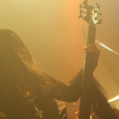 kei_rhythmred's profile picture. 40+は大阪、名古屋、横浜出没予定。88年～FANKS。94年終了で離れて07年出戻。好きなGet WildはDevotionバージョン、メジャタン、30thFINAL、リズレ✨
TM以外はエクストリームなメタルを聴いたり、5弦ベースを弾いたり、川原泉収集。ちいかわはうさぎ推しｳﾗｳﾗﾔﾊｰ🐰