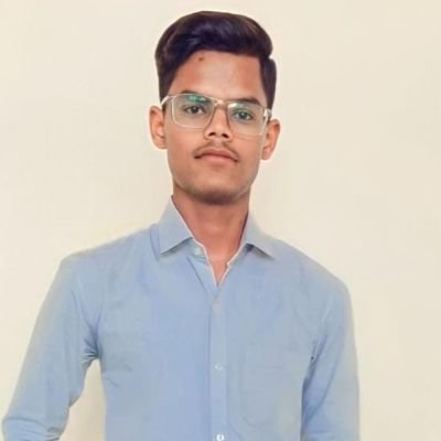 BCA student at Maharishi University of information technology, Lucknow