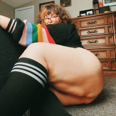 ✨ 28 ✨ She/Her ✨ BBW Silly Goose ✨ DM me!