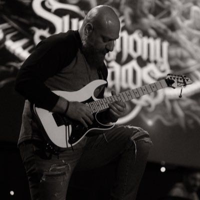 A symphonic progressive metal and flamenco musician.

YouTube: 
🎸|Soft: ultimateharmonysoft
🤘🏻|Metal: ultimateharmonymetal