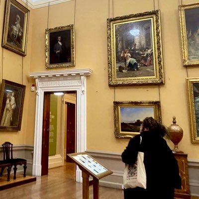 DracuLaChaTa's profile picture. they/them femme | 27 | vampires, clothes, gay shit |