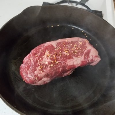 SlapitSkillet's profile picture. Just a guy with a certain set of skillets.😂🍳🥁1979 🇺🇸 🙅DMs thank you.