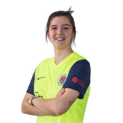 Soccer player @getafefem / / International with @sefutbol u17 / / 〽️You're confined only by the walls you build yourself〽️