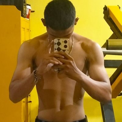 jhibgfffhh's profile picture. 