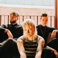 ๐๐๐๐๐ ๐ฎ๐๐๐ (@queencultband) 's Twitter Profile