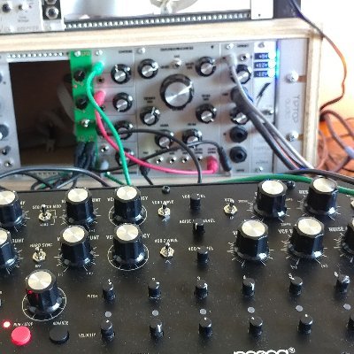 JeremySimonZik's profile picture. This guy makes all sorts of music and sounds