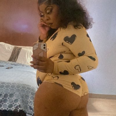 18+ | FinDom | FemDomme | Pro Domme | $50 Tribute fee | CEO of your Bank Account(s)| Cashapp $goddesssyoshii