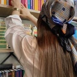 CleverG51580's profile picture. 胜って兜の绪を缔めよ