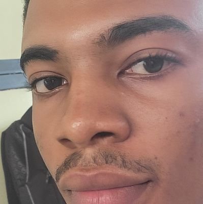 |Graduate Architect✍️✍️|
|MSc Architecture in view|
|Blockchain Developer🖥️🖱️|
|Web3 enthusiast|