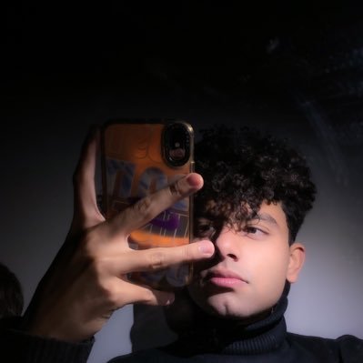 _wtfanas's profile picture. https://t.co/cL5gnRDdCn