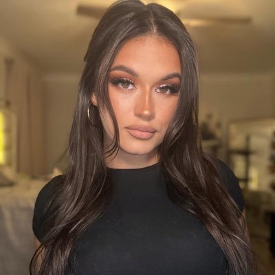 mackenziefalo's profile picture. 