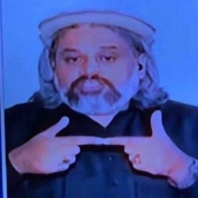 misssandrist's profile picture. duolingo dropout