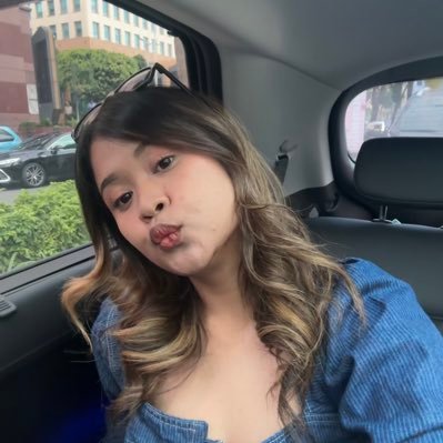 dienallys's profile picture. gabisa mikir