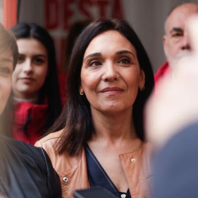 Nai. Avogada. Sindicalista. Socialista. Feminista. Deputada no Parlamento de Galicia por Ourense ❤️🌹