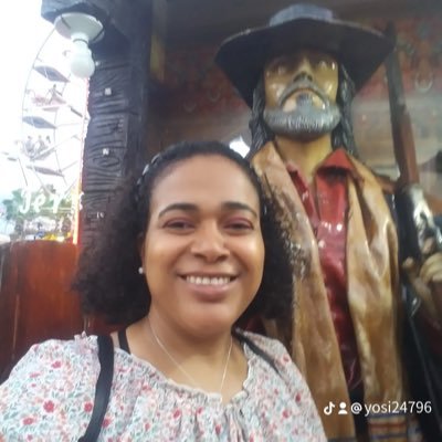 SantaPe16159520's profile picture. Música