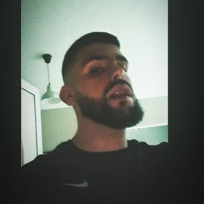 aleartiles99's profile picture. 